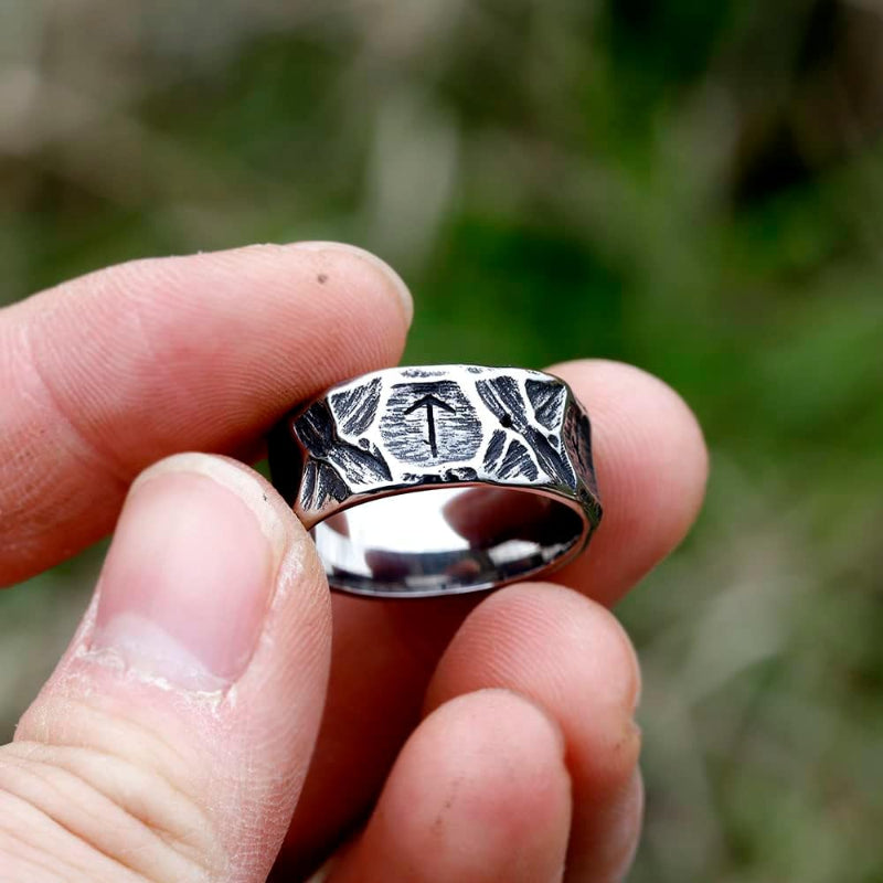 GTHIC Stainless Steel Viking Rings for Men Women Punk Vintage Band Ring Nordic Runes Amulet Ring Jewelry Gift for Couple