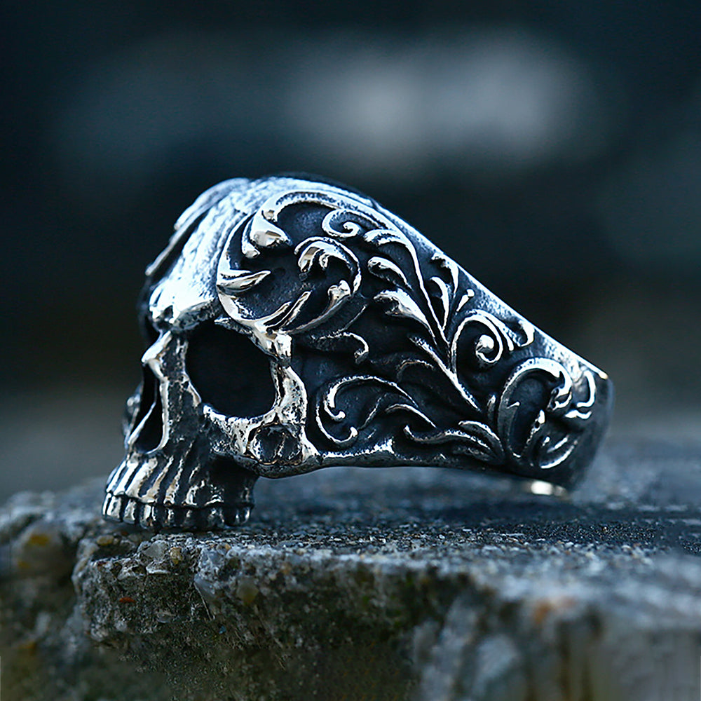 Vintage Gothic Skull Ring – 316L Stainless Steel Punk Biker Statement Ring for Men & Women
