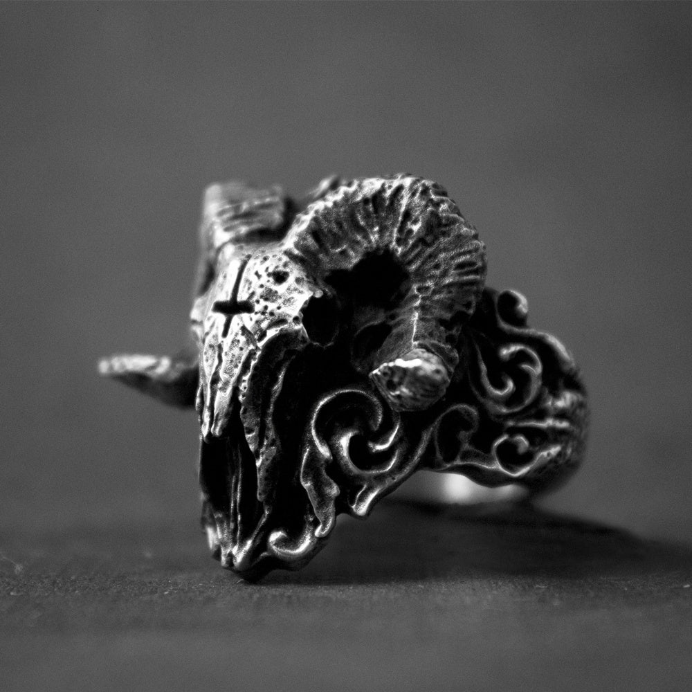 Men’s Gothic Lucifer Sheep Head Ring – Vintage Skull Cross Stainless Steel Punk Ring