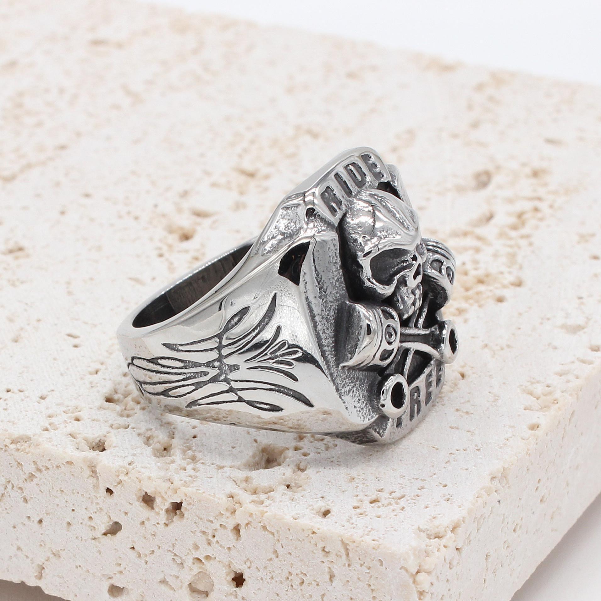 Men’s Gothic Rose Skull Titanium Steel Ring