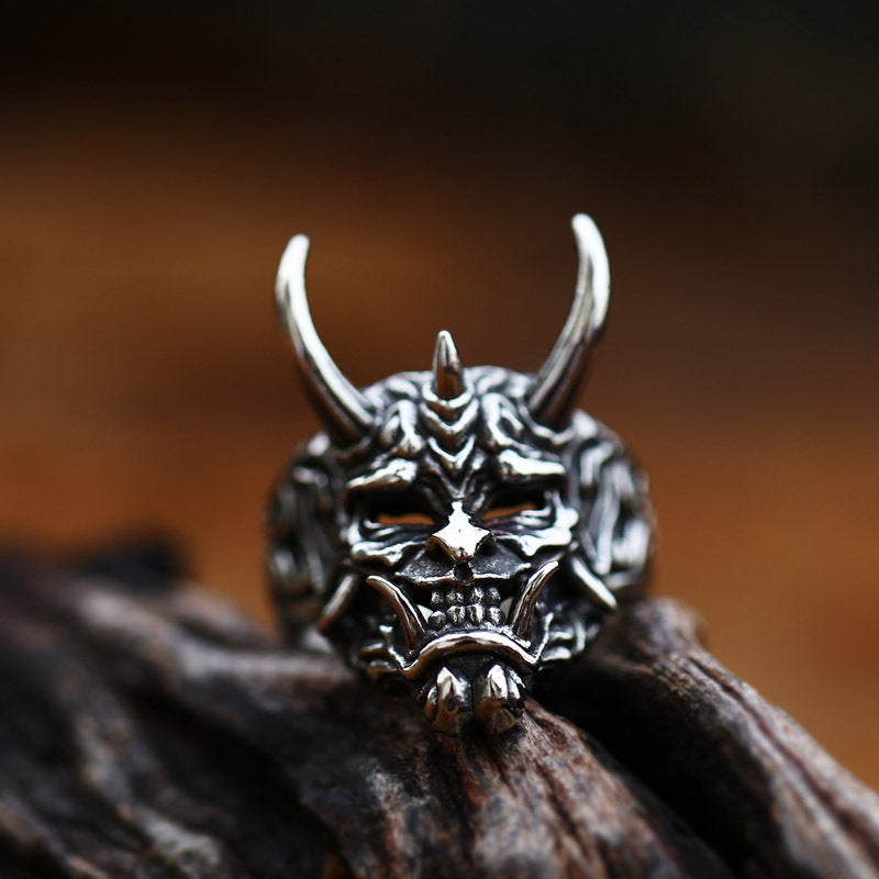 Men’s Retro Prajna Mask Titanium Steel Ring – Gothic Demon Face Statement Ring