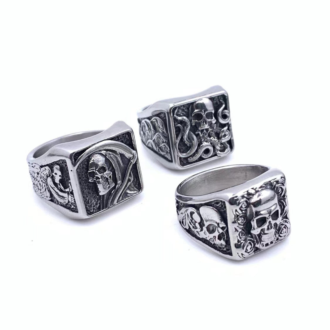 Men’s Retro Gothic Rose Skull Ring – Titanium Steel Death Style Statement Ring