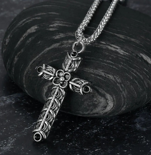 Vintage Nordic Rune Necklace for Men – Stainless Steel Viking Elder Futhark Pendant Amulet