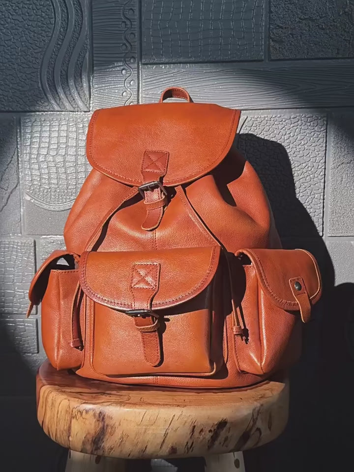 Genuine Leather Retro Backpack – Casual Soft Leather Hiking Bag